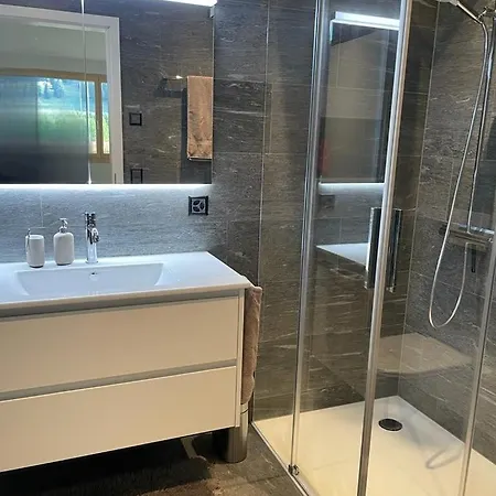Wef, Beautiful, Modern 7 Minutes Walk Away From Congresszenter Apartamento *